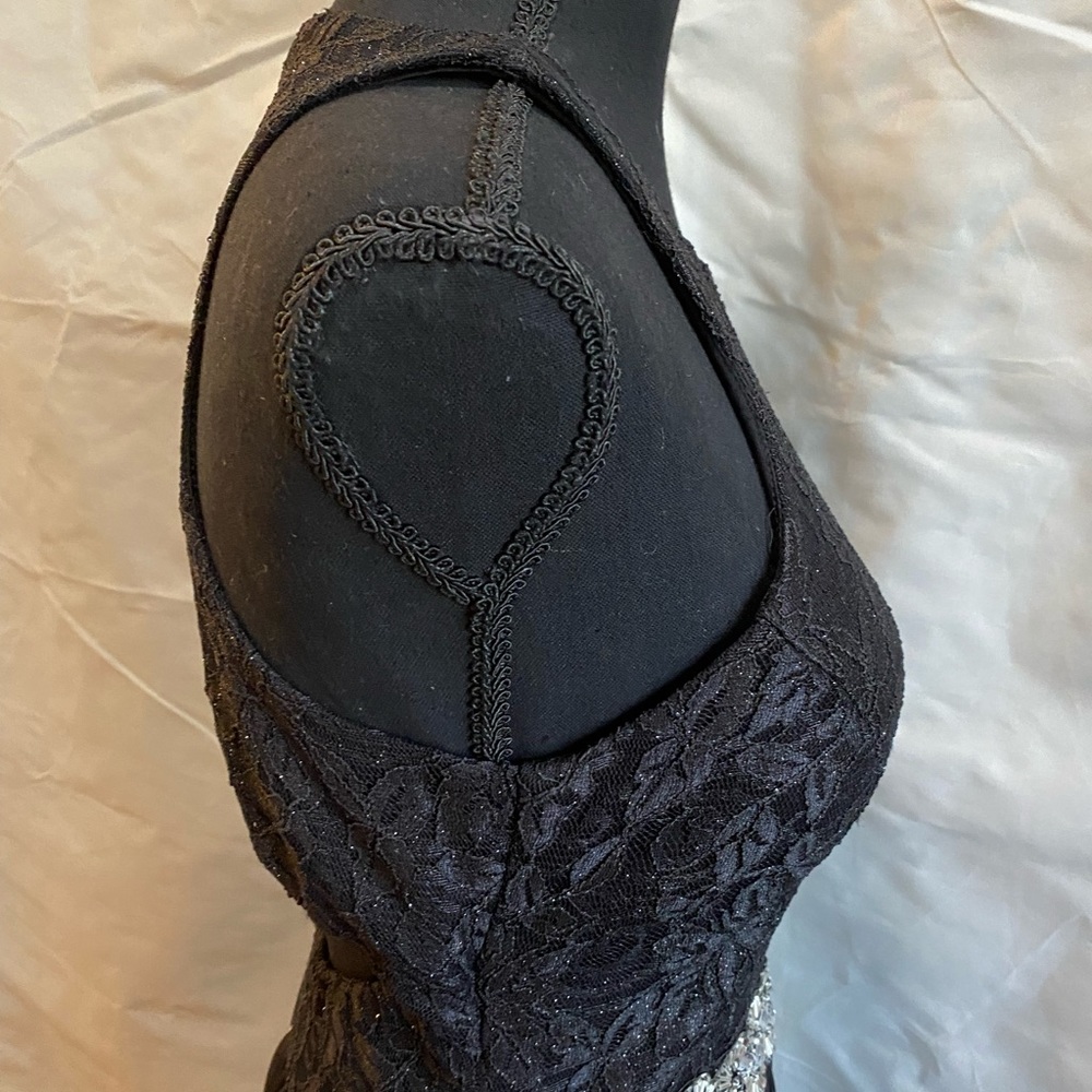 👗Junior Size Military Ball Gown - Picture 5 of 10